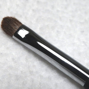 CHANEL 4" Purse Size Eye Liner Brush